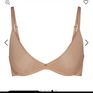 Skims Bra
